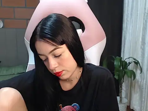 Caribbean beauty  online show from 3, 2, 2025