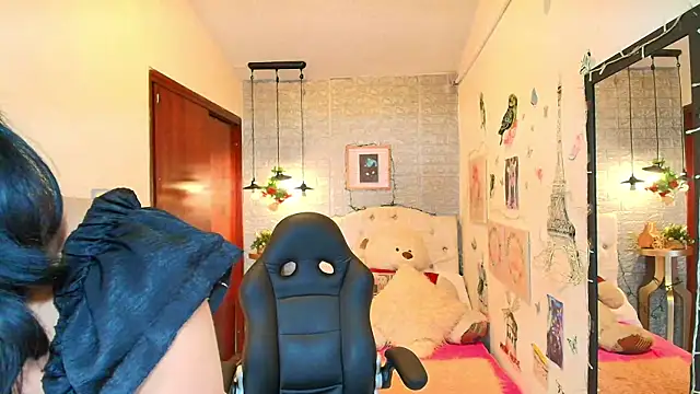Snapshot of REDHOTTER_ chatting on 29, 1, 2025 REDHOTTER  online show from 29, 1, 2025