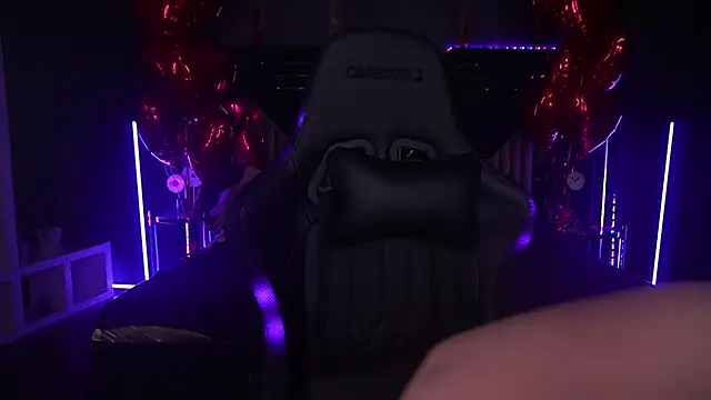 Snapshot of CoolTatis chatting on 12, 2, 2025 CoolTatis online show from 12, 2, 2025