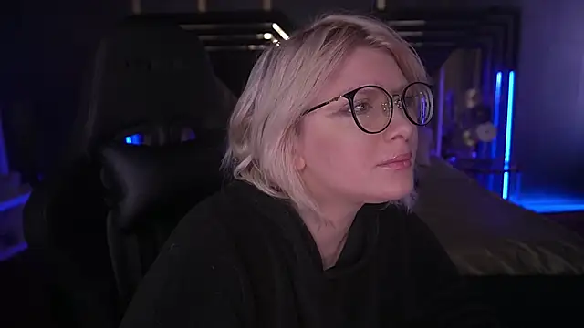 Snapshot of CoolTatis chatting on 22, 2, 2025 CoolTatis online show from 22, 2, 2025