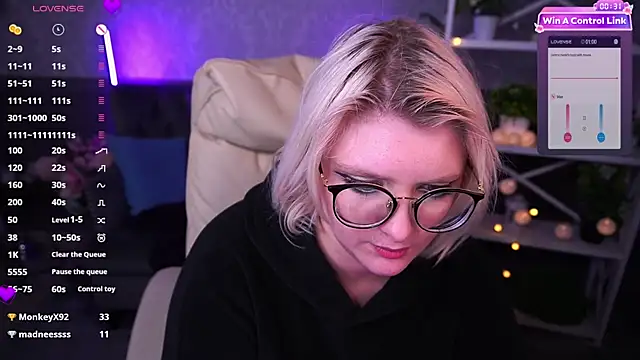 Snapshot of CoolTatis chatting on 18, 3, 2025 CoolTatis online show from 18, 3, 2025