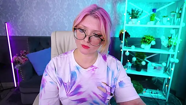 Snapshot of CoolTatis chatting on 23, 9, 2025 CoolTatis online show from 23, 9, 2025