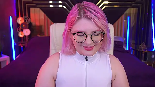 Snapshot of CoolTatis chatting on 11, 10, 2025 CoolTatis online show from 11, 10, 2025