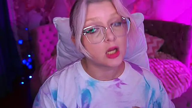 Snapshot of CoolTatis chatting on 16, 11, 2025 CoolTatis online show from 16, 11, 2025