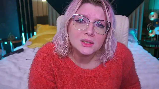 Snapshot of CoolTatis chatting on 2, 12, 2025 CoolTatis online show from 2, 12, 2025