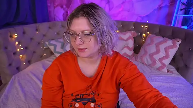 Snapshot of CoolTatis chatting on 15, 12, 2025 CoolTatis online show from 15, 12, 2025