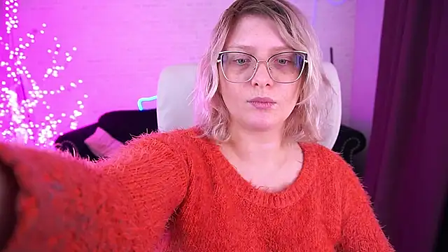 Snapshot of CoolTatis chatting on 12, 1, 2026 CoolTatis online show from 12, 1, 2026