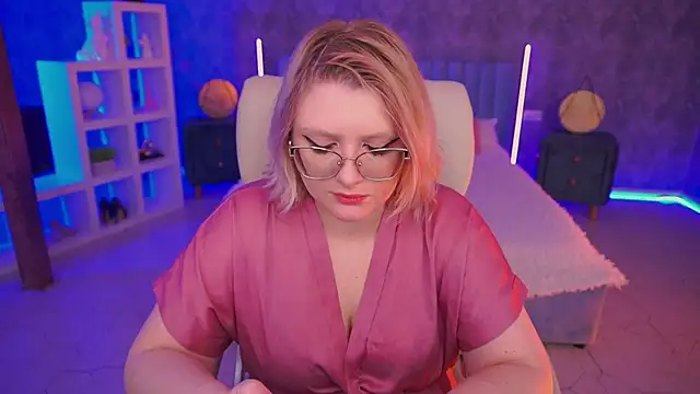 CoolTatis online show from 27, 6, 2026