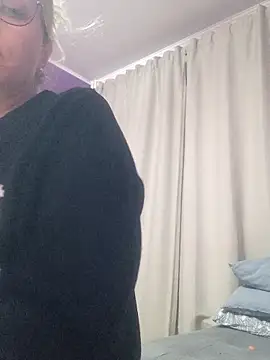 BritneyHudson online show from 26, 9, 2025