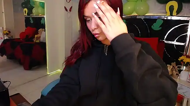 Snapshot of red_moon_2 chatting on 16, 3, 2025 red moon 2 online show from 16, 3, 2025