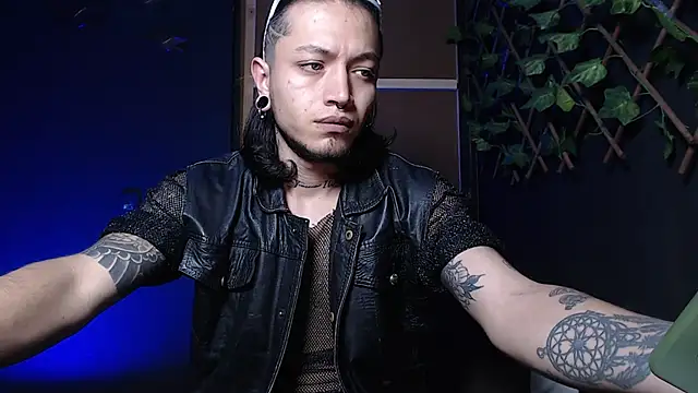 Dicaprioo  online show from 24, 10, 2025