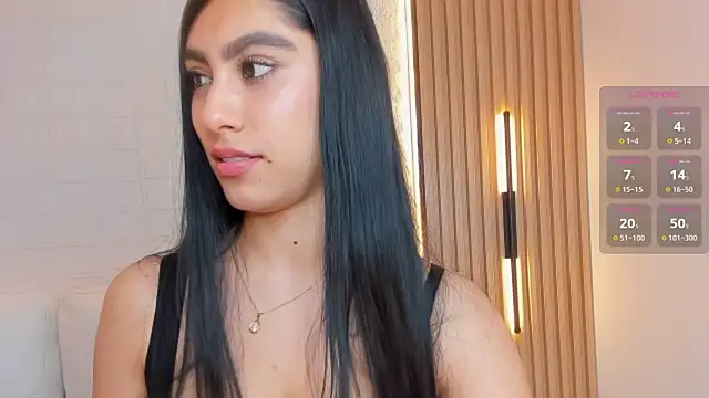 Snapshot of Emily_roux chatting on 25, 2, 2026 Emily roux online show from 25, 2, 2026