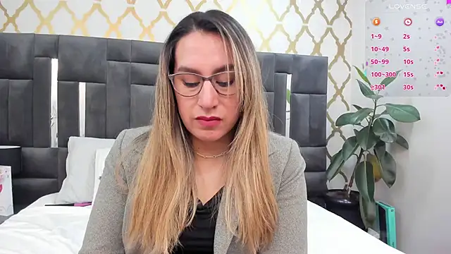 Snapshot of RubbyTaylor chatting on 17, 6, 2026 RubbyTaylor online show from 17, 6, 2026