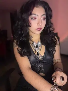 Snapshot of _Gothiccbitch_ chatting on 24, 4, 2026 Gothiccbitch online show from 24, 4, 2026