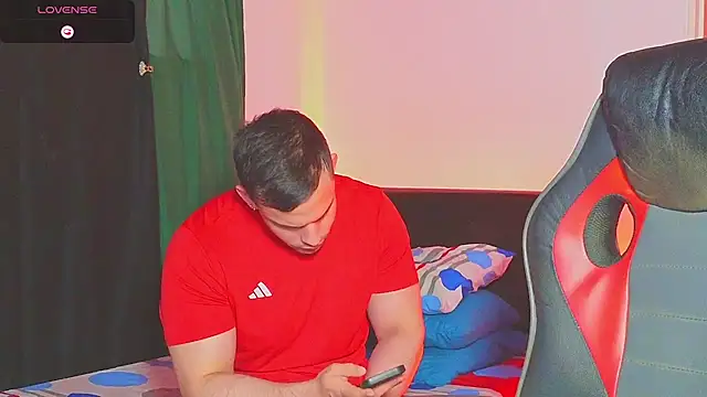 Regansmiths online show from 2, 11, 2025