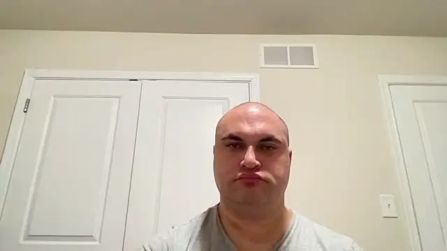 SluggishChase99 online show from 9, 1, 2025