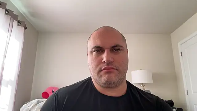 SluggishChase99 online show from 28, 10, 2025