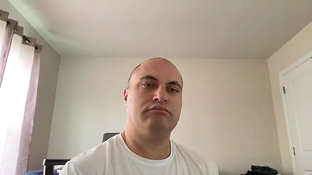 Snapshot of SluggishChase99 chatting on 8, 5, 2026 SluggishChase99 online show from 8, 5, 2026