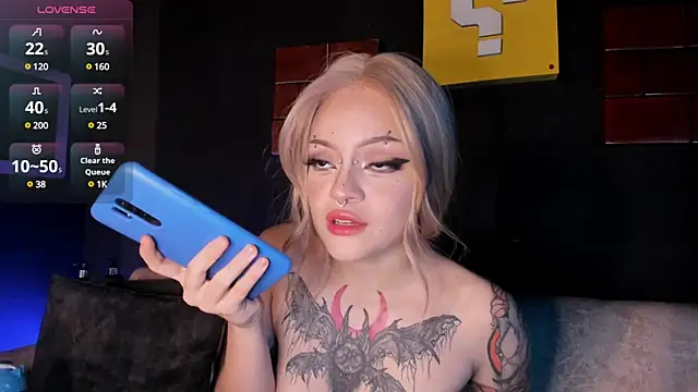 Elettra Rou online show from 6, 2, 2025