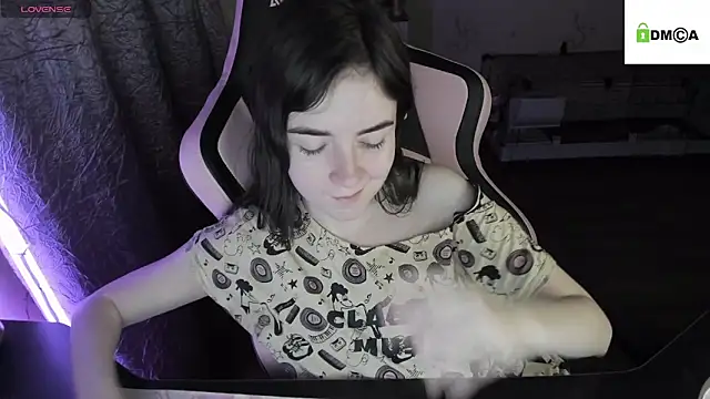 Snapshot of Crazy_forest_fairy chatting on 16, 12, 2024 Crazy forest fairy online show from 16, 12, 2024