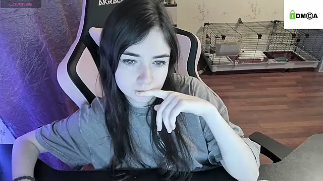 Snapshot of Crazy_forest_fairy chatting on 20, 12, 2024 Crazy forest fairy online show from 20, 12, 2024