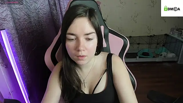 Snapshot of Crazy_forest_fairy chatting on 17, 10, 2025 Crazy forest fairy online show from 17, 10, 2025