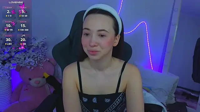 Snapshot of Hayle_Hill chatting on 3, 3, 2026 Hayle Hill online show from 3, 3, 2026