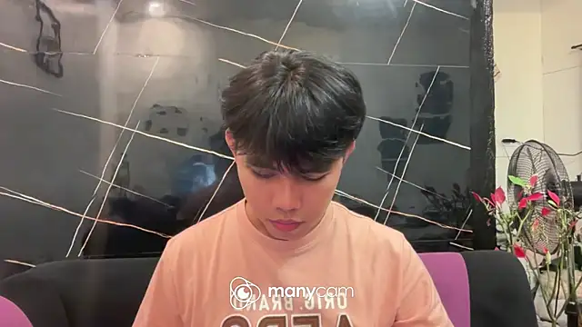 Snapshot of hoenika chatting on 4, 2, 2026 hoenika online show from 4, 2, 2026