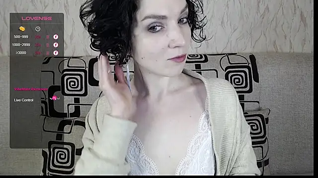 TinaWince online show from 15, 2, 2025