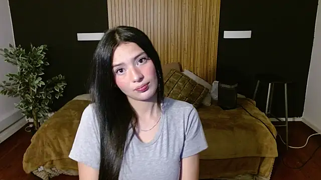 Snapshot of dafne_bss chatting on 5, 2, 2025 dafne bss online show from 5, 2, 2025