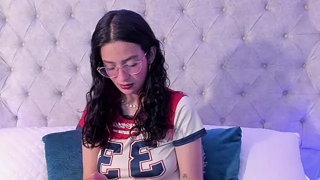 Snapshot of dafne_bss chatting on 15, 2, 2026 dafne bss online show from 15, 2, 2026