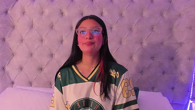 Snapshot of dafne_bss chatting on 21, 3, 2026 dafne bss online show from 21, 3, 2026