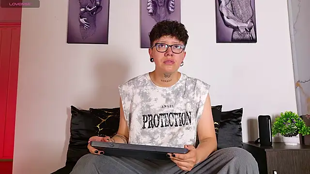 alex noa online show from 23, 7, 2026