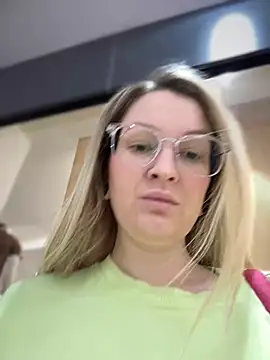 Snapshot of Teya_moon_ chatting on 29, 12, 2024 Teya moon  online show from 29, 12, 2024