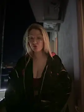 Snapshot of Teya_moon_ chatting on 6, 3, 2025 Teya moon  online show from 6, 3, 2025