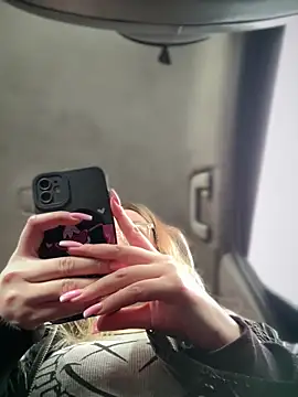 Snapshot of Teya_moon_ chatting on 20, 3, 2025 Teya moon  online show from 20, 3, 2025