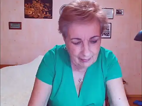 Victoria5643 online show from 16, 3, 2026