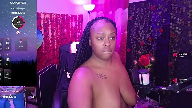 Snapshot of cheriserozequeen chatting on 26, 10, 2025 cheriserozequeen online show from 26, 10, 2025