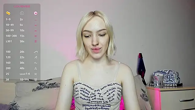 Snapshot of cheryl_mason chatting on 22, 1, 2025 cheryl mason online show from 22, 1, 2025