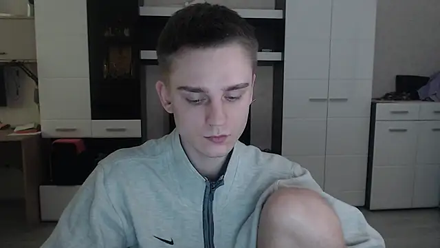 angryzan online show from 7, 2, 2025