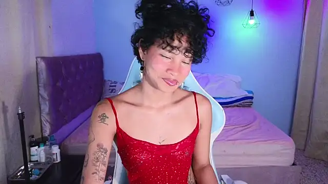 Snapshot of Peggy_Funn chatting on 18, 3, 2025 Peggy Funn online show from 18, 3, 2025