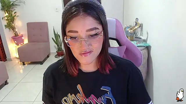 Snapshot of littleangel1_m chatting on 21, 2, 2025 littleangel1 m online show from 21, 2, 2025