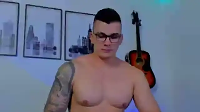 seancarreraa online show from 10, 2, 2026