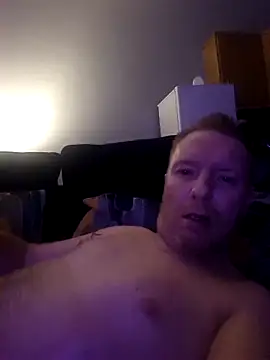 Snapshot of walker1979 chatting on 8, 11, 2025 walker1979 online show from 8, 11, 2025