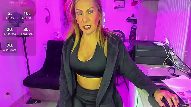  cristal ayala online show from 2, 7, 2026