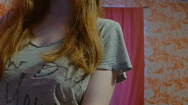 strawberrysmoothie online show from 19, 3, 2025