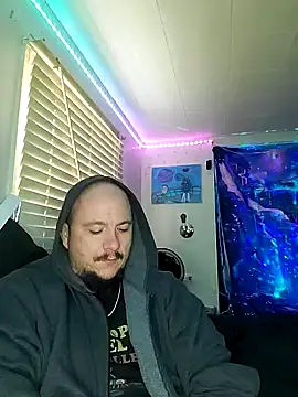 Snapshot of Spunonymous chatting on 10, 1, 2025 Spunonymous online show from 10, 1, 2025