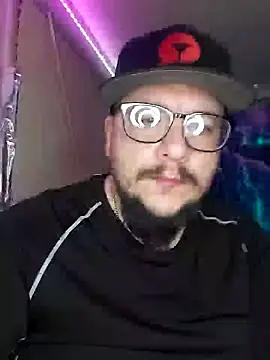 Snapshot of Spunonymous chatting on 5, 2, 2025 Spunonymous online show from 5, 2, 2025