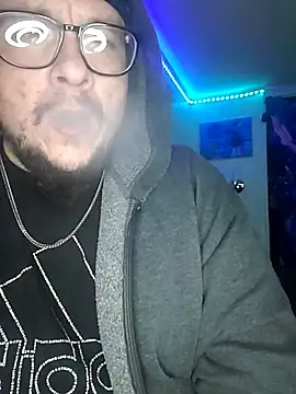 Snapshot of Spunonymous chatting on 8, 3, 2025 Spunonymous online show from 8, 3, 2025