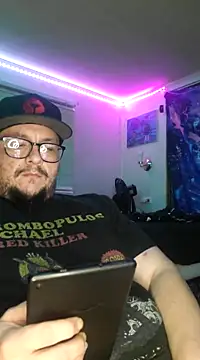 Snapshot of Spunonymous chatting on 9, 3, 2025 Spunonymous online show from 9, 3, 2025